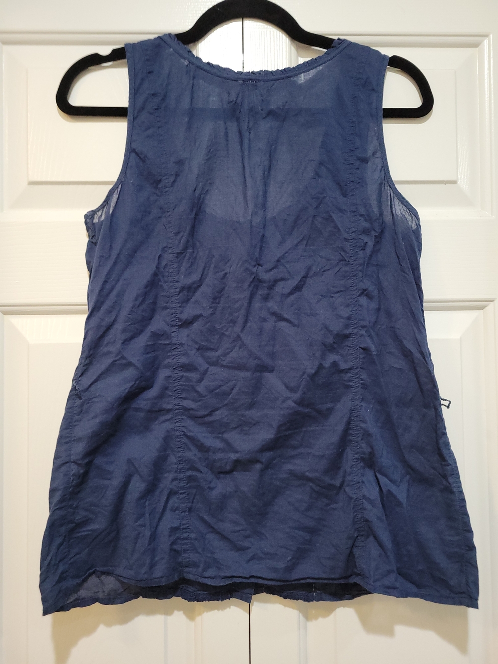 Aeropostale Blue Sleeveless Button-Front Lace-Trim Tank - Picture 2 of 8